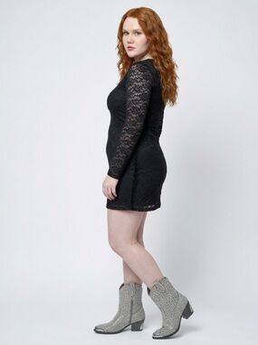 New Betsey Johnson Glittering Silver CowGirl Booties
